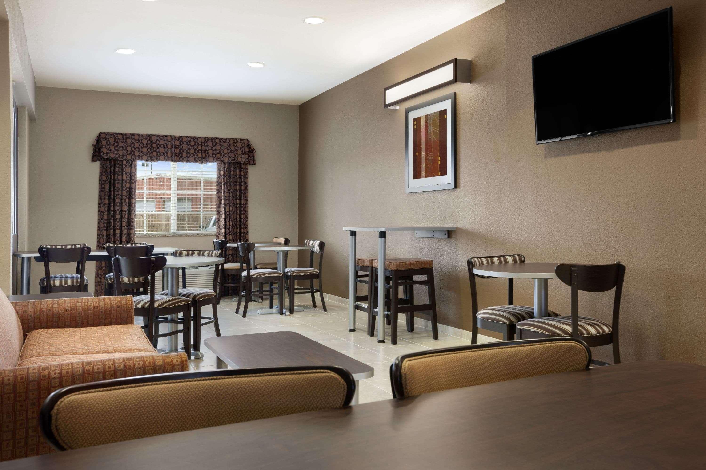 Microtel Inn & Suites Kenedy Kültér fotó